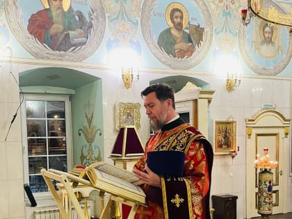 Митрополит Корнилий в праздник святой великомученицы Варвары совершил Литургию в Ильинском соборе Архангельска