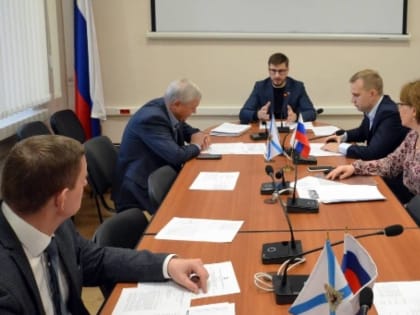Депутаты обсудили вопросы развития гражданского общества в Архангельской области