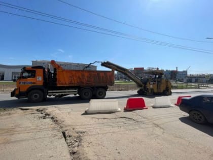 Продолжается ремонт дороги по проспекту Мира