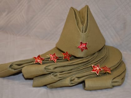 Солдатская пилотка