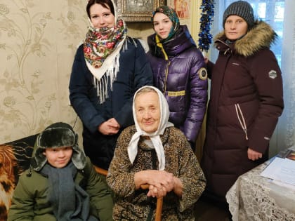 Викторина, мастер-классы и колядки: на Кегострове отметили святки