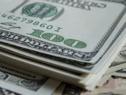 Зачем ЦБ мог продлить валютные ограничения