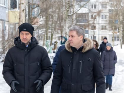 Дмитрий Морев поручил «Горсвету» модернизировать освещение в Октябрьском округе