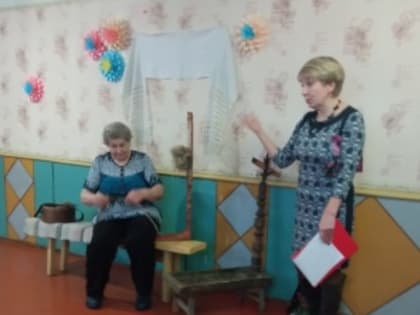 На деревенских вечёрках
