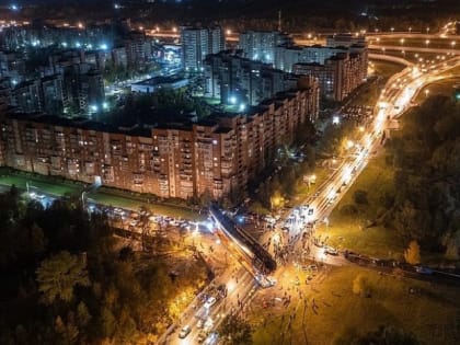 Первая отечественная АПЛ проехала по улицам Кронштадта