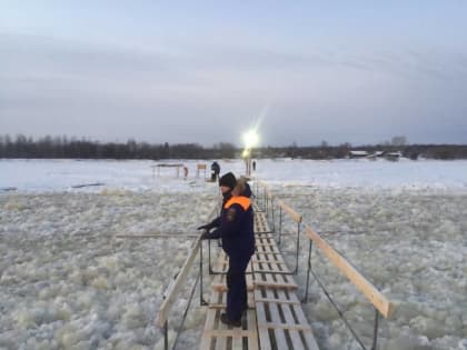 Заключаются контракты на зимние переправы