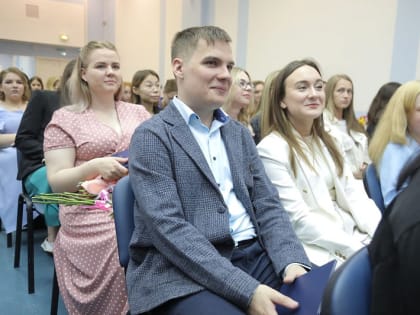 Более трёхсот выпускников Архангельского медколледжа получили дипломы об образовании