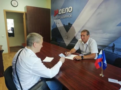 Активист центра «За Дело» Николай Малинников подключился к решению «тротуарно-парковочных» вопросов