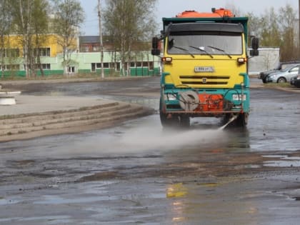 Внимание: уборка Привокзальной площади