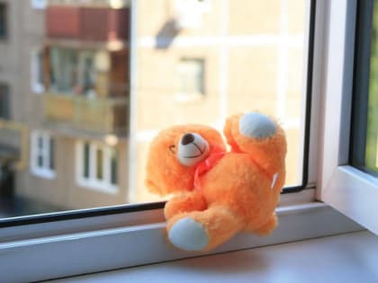 Москитные сетки опасны для детей