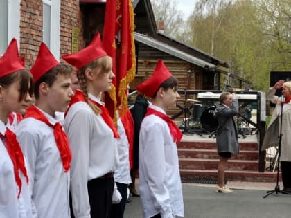 Во время акции «Ночь музеев» вельчане попали в пионерское детство!