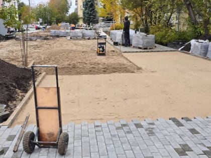 Благоустройство территории гимназии и кирхи в городе