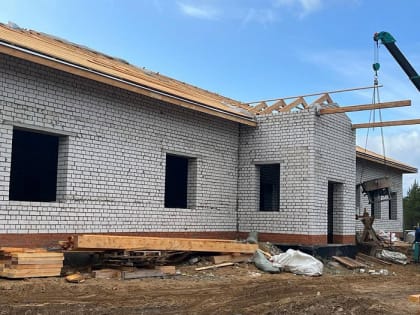 В селе Сура Пинежского района продолжается строительство врачебной амбулатории