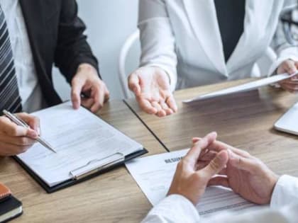 В России устроиться на работу без «корочки» стало проще