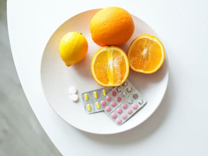 В Госдуме предложили бесплатно выдавать школьникам витамины после диспансеризации