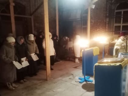 Минус 30, старинный храм и рождественская радость: праздник Боговоплощения отметили в Патракеевке