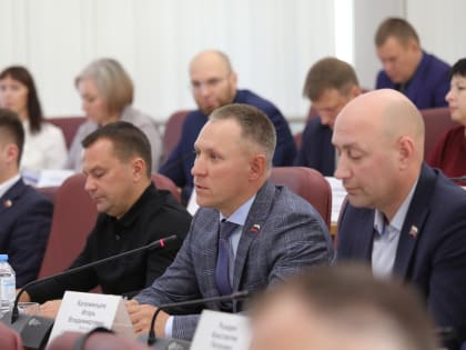 Председателем депутатского комитета по городскому хозяйству избран Игорь Калеминцев