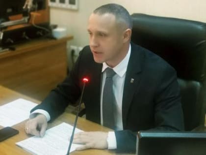 Кресло спикера гордумы Архангельска ожидаемо занял единоросс Иван Воронцов