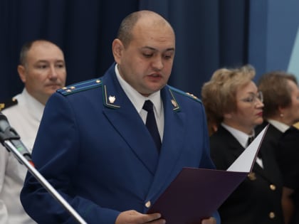 Торжественное построение личного состава АМИ имени В.И. Воронина  1 сентября