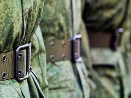 На курсах подготовки добровольцев бойцы осваивают навыки оператора беспилотного летательного аппарата