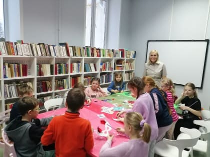 «Новогодний маскарад карнавальной маске рад»