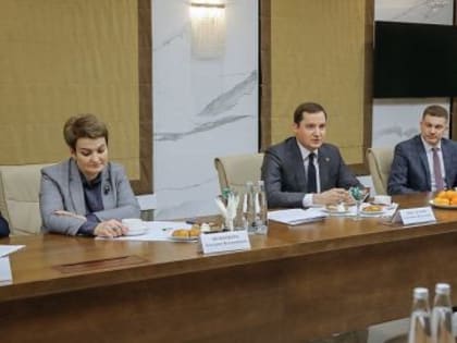 Александр Цыбульский встретился с семьями участников специальной военной операции