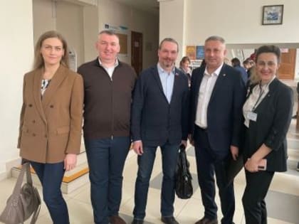 Депутаты горсовета приняли участие в родительском форуме