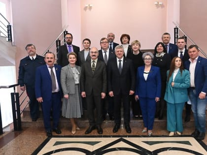 Воспитание патриотизма предложено вписать в учебный процесс вузов