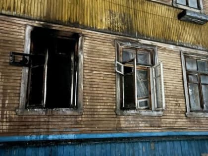 Архангелогородец задохнулся в дыму при пожаре в собственной квартире