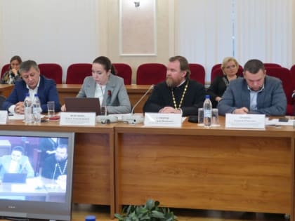 Протоиерей Валерий Суворов принял участие в обсуждении мероприятий Десятилетия детства