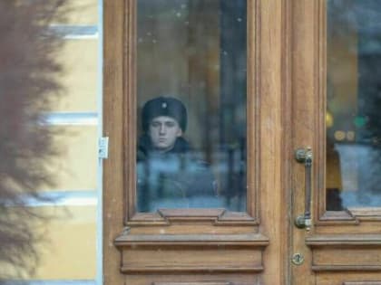 Путин поручил обеспечить военным двухнедельные отпуска каждые полгода