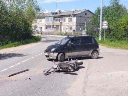 В Архангельской области в ДТП пострадал мотоциклист