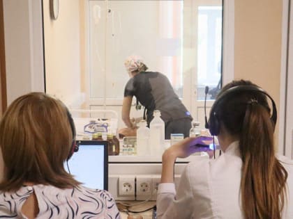 Студенты, окончившие обучение в СГМУ, проходят аккредитацию