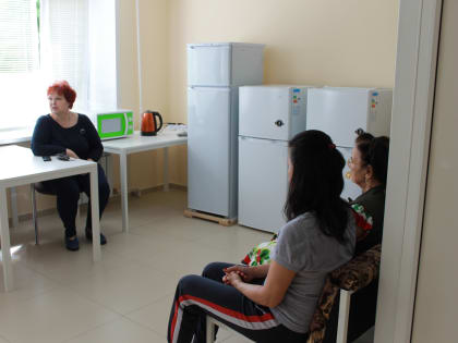 Уполномоченный по правам человека в Архангельской области Л. Анисимова посетила пункт временного размещения