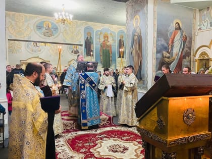 Митрополит Корнилий 24 сентября совершил всенощное бдение в Архангельске