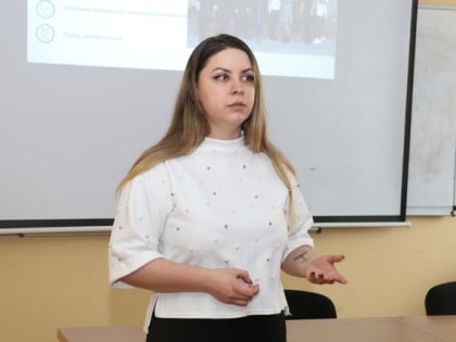 Сотрудники ГУПАО "Фармация" встретились со студентами фармацевтического факультета СГМУ