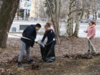 Студенты СГМУ приняли участие в общегородском субботнике «Зеленая весна»