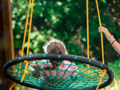 В Исакогорском и Цигломенском округах – ремонт и установка новых детских площадок