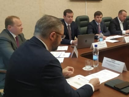 Власть и строители договорились вести совместную работу по подготовке кадров для отрасли