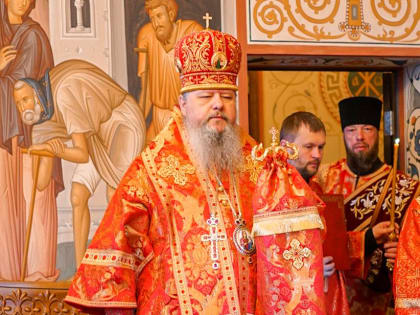 Митрополит Корнилий 6 мая совершил Литургию в Архангельске