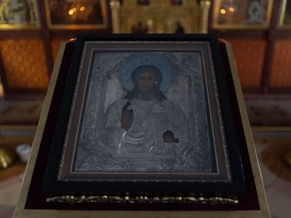 Митрополит Корнилий совершил повечерие с чтением Великого канона преподобного Андрея Критского в Холмогорах