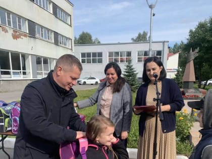Акция «Скоро в школу!» прошло в Архангельске
