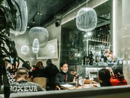 Власти Архангельской области сняли «комендантский час» для общепита