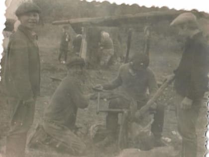 История старой фотографии в постоянной рубрике Пермогорского ДК