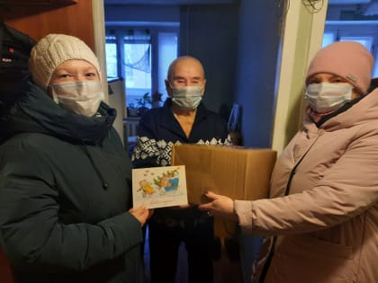 Ещё один ветеран Красноборского района получил поздравления с Новым годом