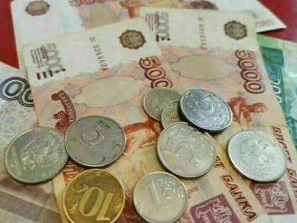Бюджетникам повысят зарплату на 4% с 1 октября