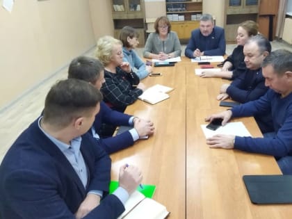 Депутаты и эксперты обсуждают, как обеспечить безопасность образовательных учреждений
