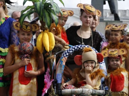 Северодвинцев и гостей города приглашают к участию в параде колясок