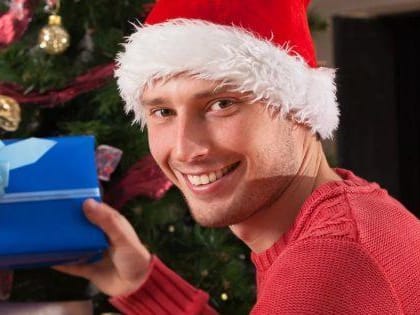 Эксперты выяснили, сколько денег россияне готовы потратить на новогодние подарки