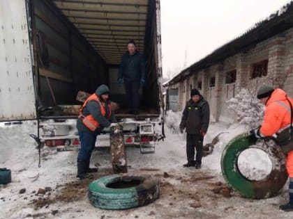 Пробная партия автопокрышек отправилась на переработку из Котласа в Дмитров
